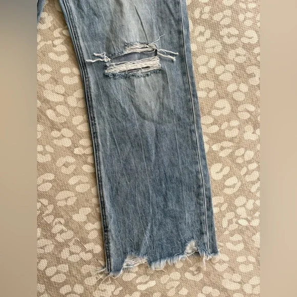 Altar’d State size 31 reg baggy high waist jeans - Picture 2 of 12